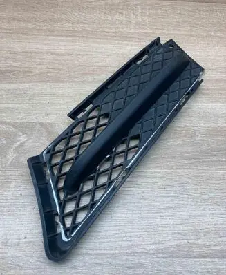 BMW 3 E90 E91 Front bumper lower grill 7154551 22944911