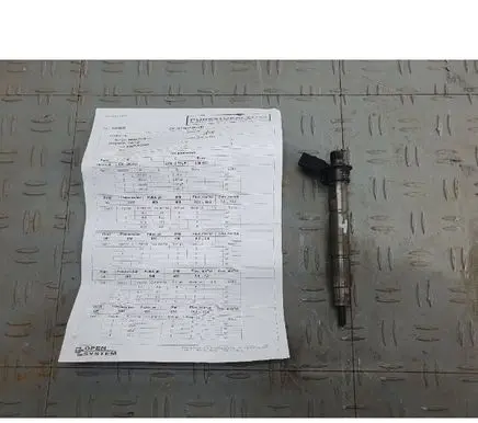 BMW 5 F10 F11 Fuel injector 7823461