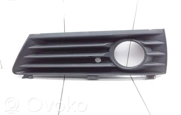 Opel Zafira B Front grill 13124989 325769024