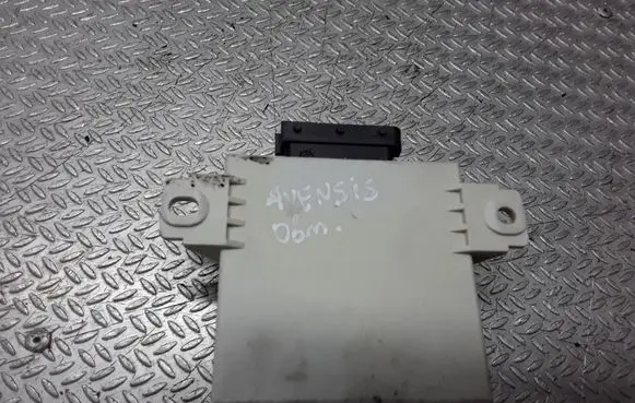 Toyota Avensis T250 Window wiper relay 8594005040