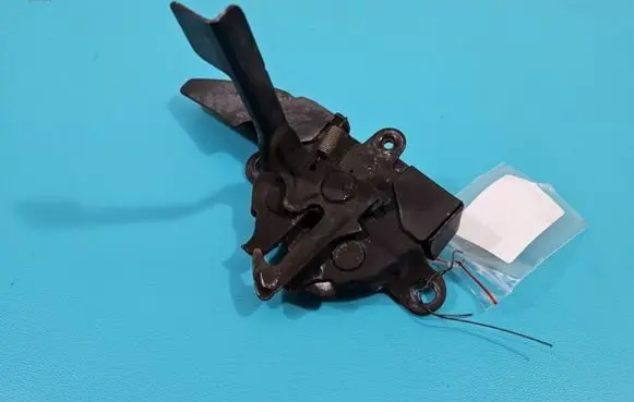Toyota Corolla E160 E170 Engine bonnet/hood lock/catch IMPRK1396496