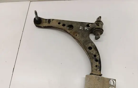 Opel Astra K Front lower control arm/wishbone 39021472