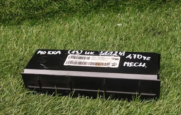 Opel Mokka Climate control unit 13591700 901517040013