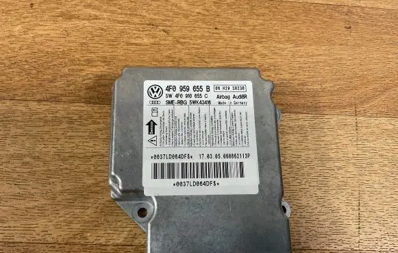 Audi A6 S6 C6 4F Airbag control unit/module 4F0959655B 4F0910655C 5WK43416