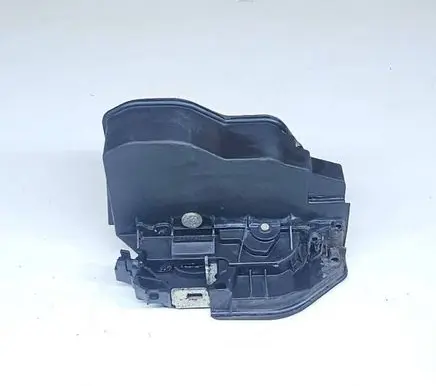 BMW 5 E60 E61 Rear door lock 7154629