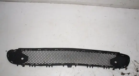 Mercedes-Benz GLA W156 Front grill A1568853122