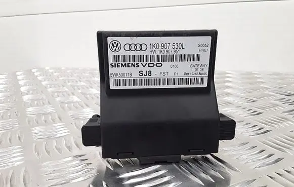 Volkswagen Tiguan Gateway control module 5WK50011B