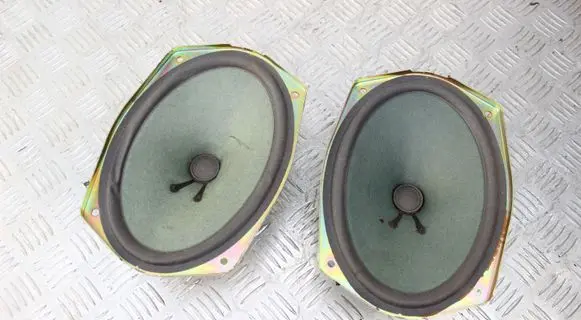 Honda Legend III KA9 High frequency speaker in the rear doors 39120 SZ3-9210-M1