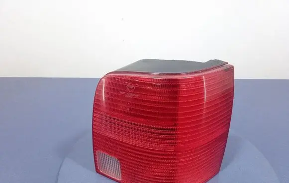 Volkswagen PASSAT B5 Rear/tail lights 3B9945112F