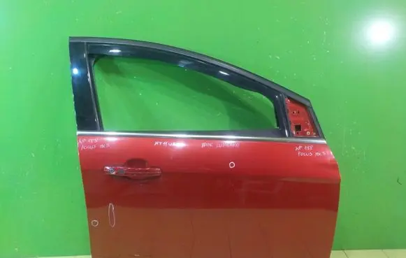 Ford Focus Front door PRZOD PRAWE