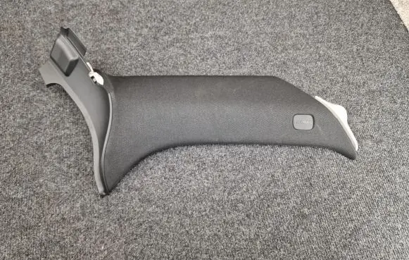 Mercedes-Benz GLC X253 C253 (C) pillar trim A2536905703