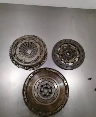 Ford Focus Clutch set kit ggv30000039 3m517550d2e 30820002