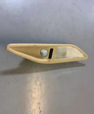 BMW 5 E39 Rear seat light 8363612