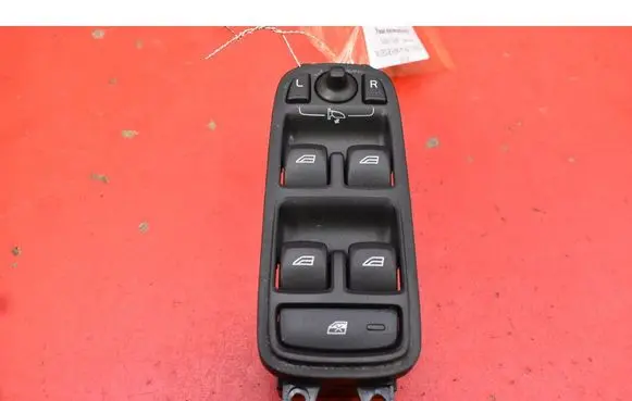 Volvo XC60 Electric window control switch 31334346