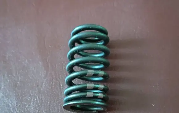 BMW X5 F15 Valve spring 7578825 11347578825