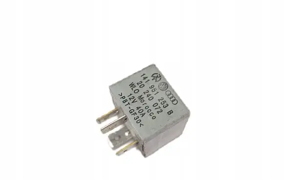 Skoda Fabia Mk2 (5J) Other relay 141951253B