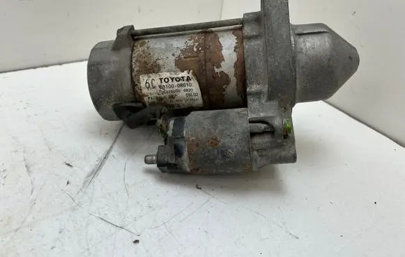 Toyota Avensis T250 Starter motor 281000R010