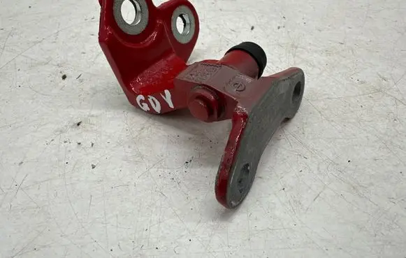 Nissan Qashqai J12 Rear door upper hinge