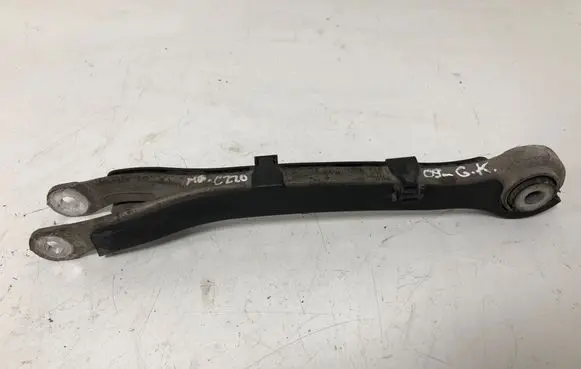 Mercedes-Benz C AMG W204 Rear control arm A2043520605