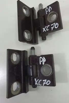 Volvo XC70 Front door hinge set 
