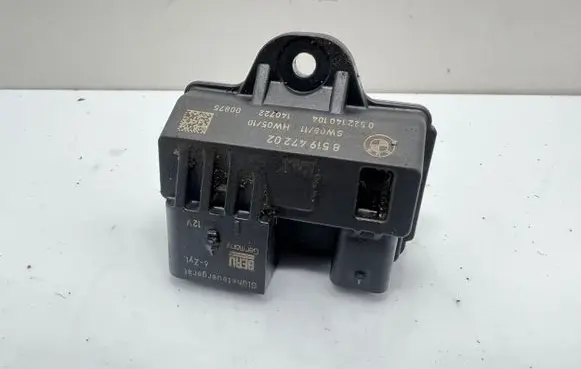 BMW 4 F32 F33 Glow plug pre-heat relay 8519472 140722 0522140104