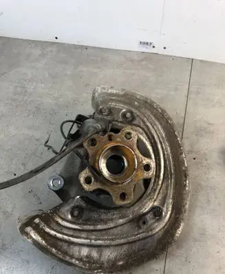 BMW i4 Front wheel hub spindle knuckle 6893260 6897744 6893262
