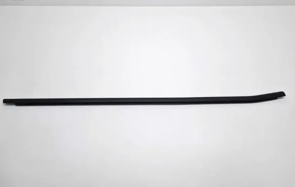 Front door glass trim molding