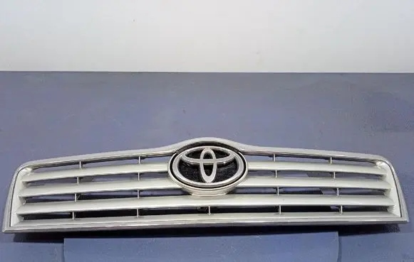 Toyota Avensis Verso Front grill 5311405060