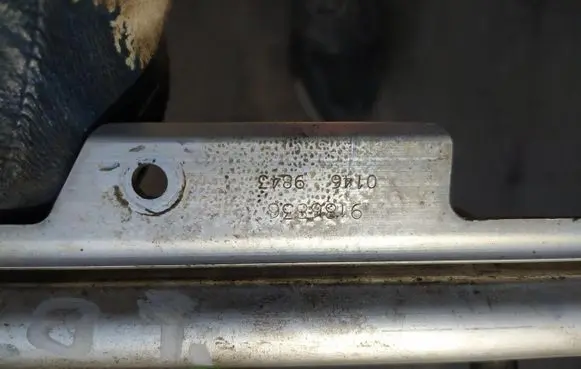 Volvo S60 Fuel main line pipe 9186836