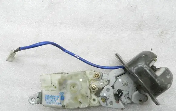 Nissan X-Trail T30 Tailgate/trunk/boot lock/catch/latch 905508H300
