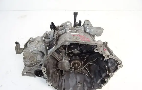 Nissan X-Trail T32 Manual 5 speed gearbox 4BR