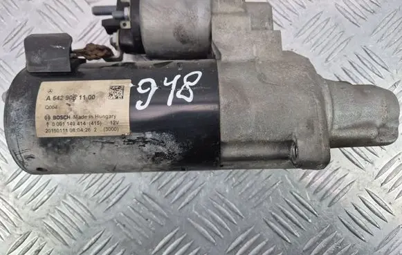 Mercedes-Benz E W212 Starter motor A6429061100 0001149414