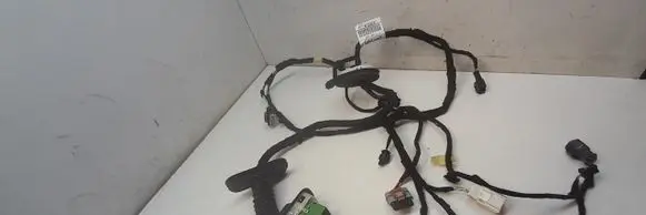 Peugeot 5008 II Front door wiring loom 9837479180