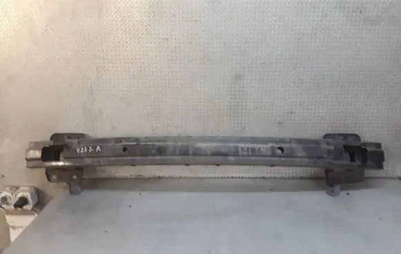 KIA Carens II Front bumper cross member 