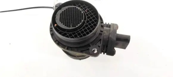 Skoda Octavia Mk2 (1Z) Mass air flow meter 0281002531 038906461B