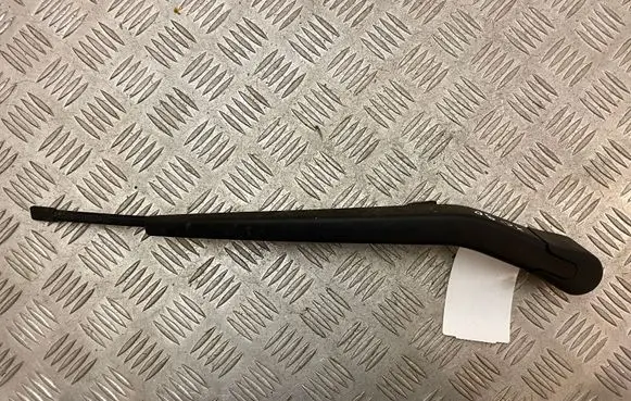 Volvo XC90 Rear wiper blade arm 31349856
