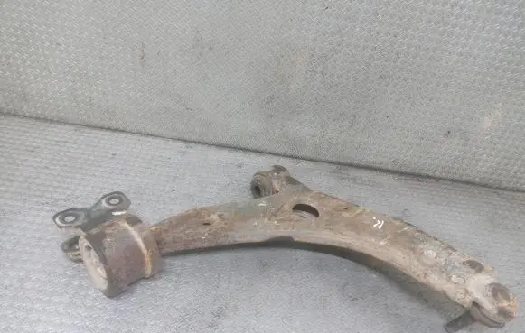 Volvo V50 Front lower control arm/wishbone