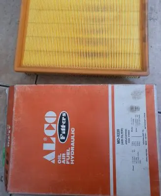 Ford Escort Air filter C261381 MD9220 EFA18