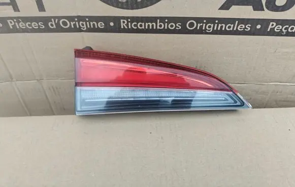 Skoda Kamiq Tailgate rear/tail lights