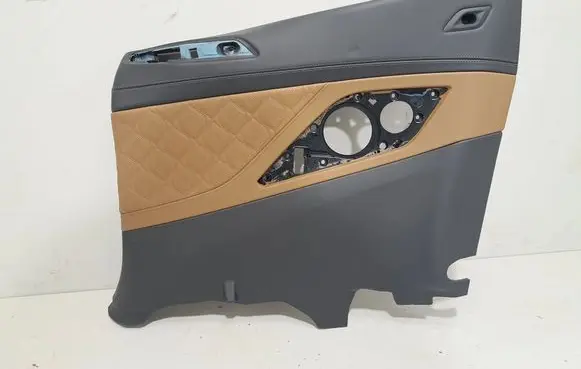 BMW M8 F91 F92 G14 G15 Coupe rear side trim panel 8469112
