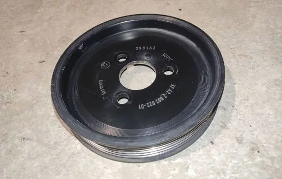BMW X3 E83 Power steering pump pulley 7802622 32427802622