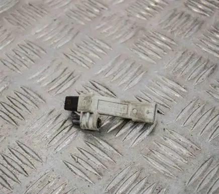 Volkswagen Golf VII Crankshaft position sensor 04L906433