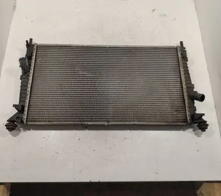 Coolant radiator