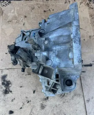 Renault Scenic II - Grand scenic II Manual 5 speed gearbox 8200156391