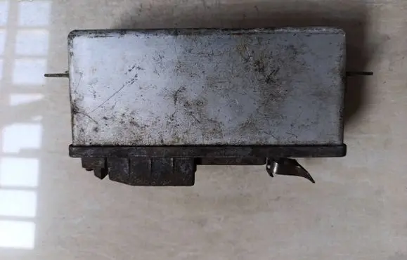 BMW 5 E34 ABS control unit/module 0265100045