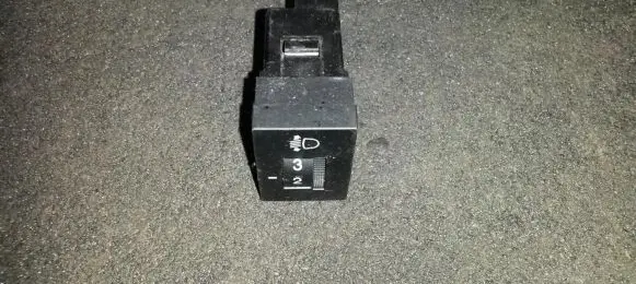 Hyundai Matrix Headlight level height control switch 9337017000 Nenustatyta