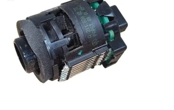 Mercedes-Benz C W204 Interior temperature sensor 9341706101 A2118300272