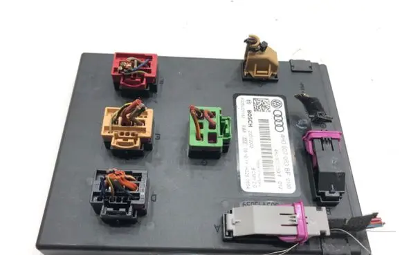Audi A6 C7 Central body control module 4H0907063BF
