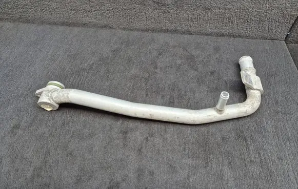 Audi A8 S8 D4 4H Engine coolant pipe/hose 059121075DK 059121075FF