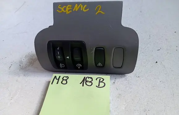 Renault Scenic II - Grand scenic II Central console control unit 121212123